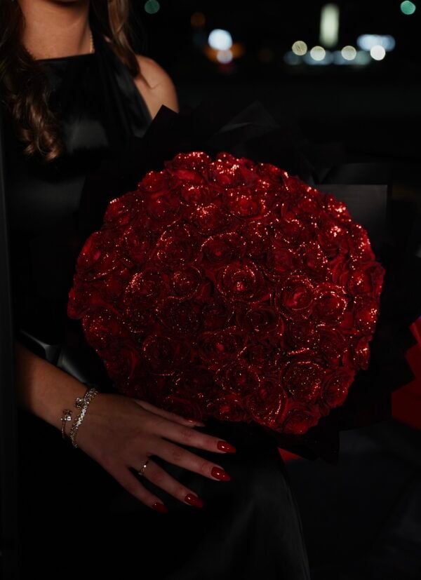 GLISTENING LOVE